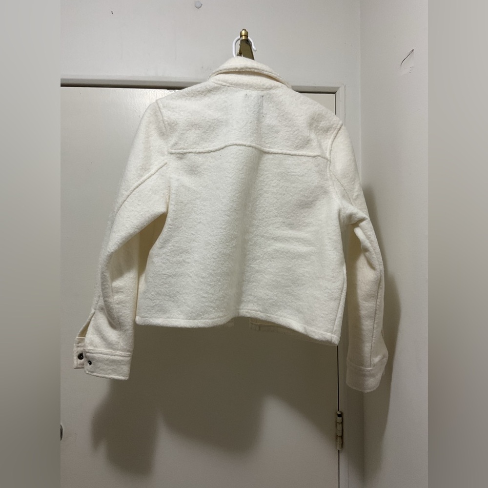 💥Love Tree Cream Textured Jacket - Picture 3 of 6